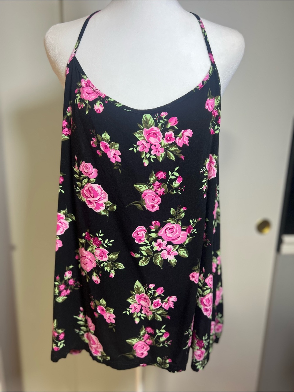 Women's Black Floral Spaghetti Strap Tank Top - Pink Rose Print